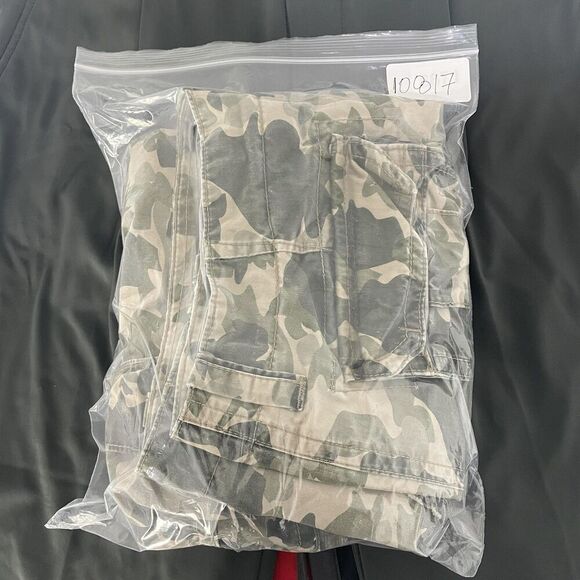 Aeropostale Cargo Shorts Mens 36 Green Camo Camouflage Multiple Pockets Cotton - Picture 13 of 13